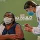Enfermeira Mônica Calazans é a primeira vacinada do país