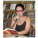Escritora Camila Oliver lança livro sobre Chico Buarque, em Feira de Santana.