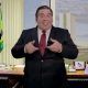 Comédia sobre candidato corrupto e mentiroso 