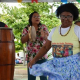 Zé das Congas, com seu samba de roda, anima idosos do Dona Zazinha 