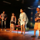 Oficina de Teatro do Arte de Viver encena peça sobre conflitos familiares 