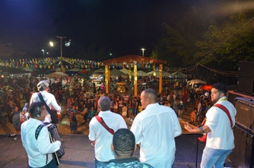 Artistas locais valorizados no São Pedro de Jaíba