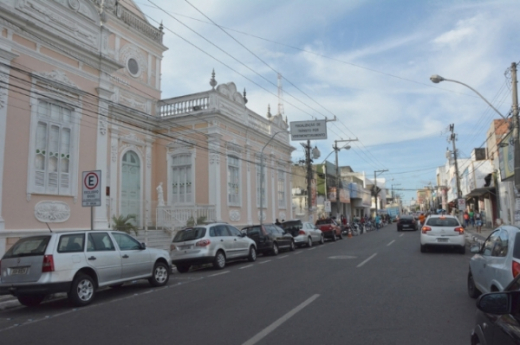 Centro de Feira terá ruas interditadas nesta terça