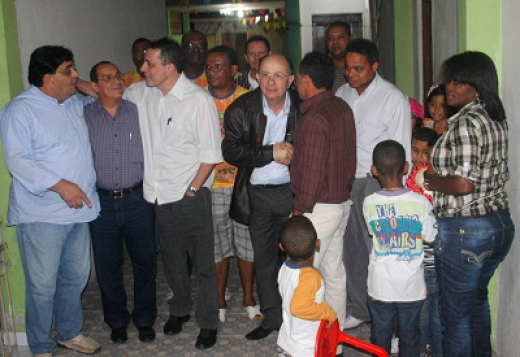 Política de alto nível