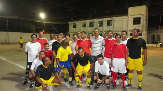 Alberto Nery se reúne com funcionários da Santana