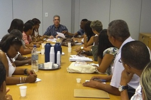 Zé Neto recebe APLB para tratar do projeto de nacionalização do piso dos professores 