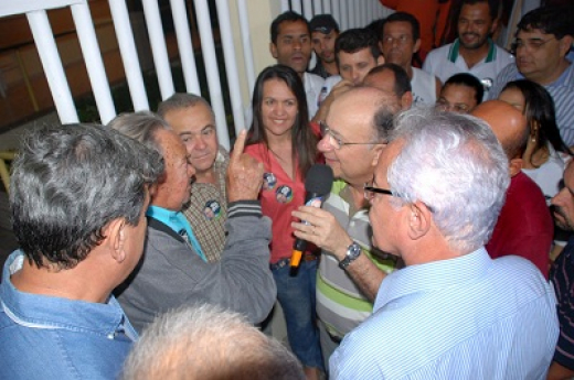 José Ronaldo inicia visita aos distritos 