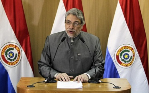 Senado do Paraguai aprova impeachment relâmpago de presidente Lugo