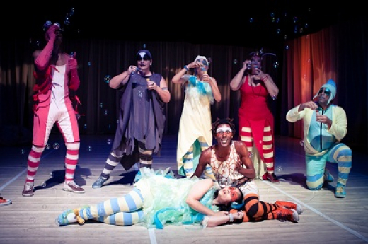 Domingo Tem Teatro está de volta