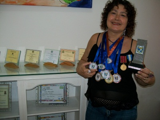 Bena Loyola recebe Troféu Destaque 2010