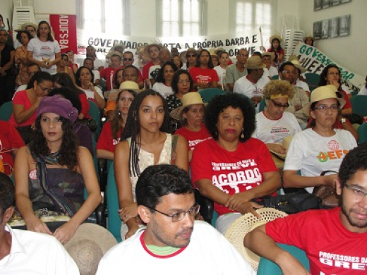 Greve dos professores da Uefs é destaque na Câmara de Vereadores de Feira de Santana