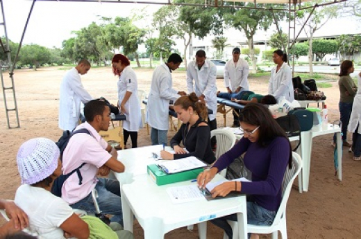 Estudantes da Uefs oferecem  terapias antiestresse