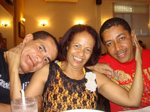 Cida Machado festeja sucesso no tratamento 