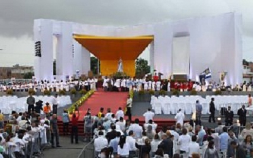 Irmã Dulce é beatificada em Salvador
