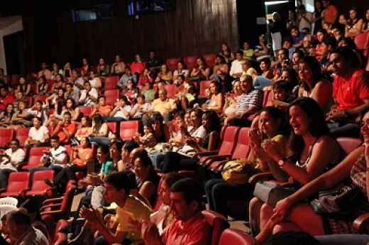 Foi incrível, disse participante do Sarau Literário 2013