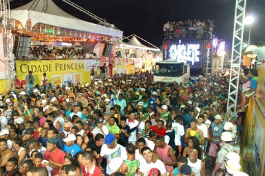 Chiclete e Ivete na Micareta 2012
