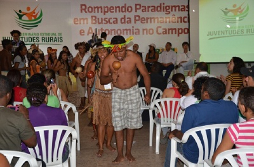 Juventude quer políticas específicas para permanência no campo