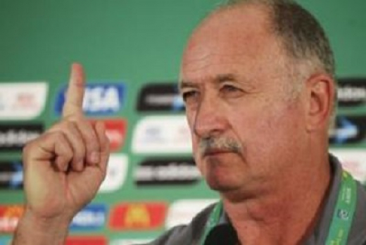 Felipão desafia qualquer adversário