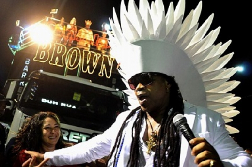 Carlinhos Brown abrirá programação oficial da Micareta 2014
