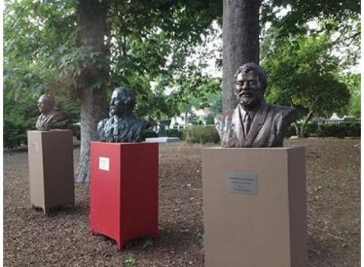 Ex-presidente Lula é homenageado com estátua em Washington (EUA)