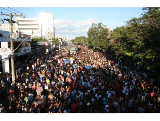 13ª Parada Gay quer atrair famílias