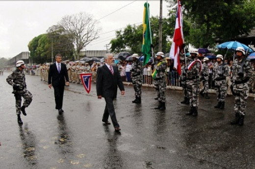Governador participa da formatura de 607 novos policiais militares da Bahia