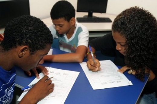 Programa Jovens Baianos inscreve para cursos profissionalizantes