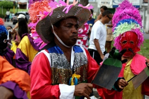 Situação orçamentária faz Uefs cancelar eventos culturais