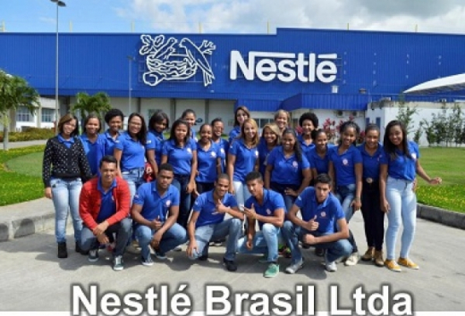 Alunos da FTC fazem visita técnica à Nestlé