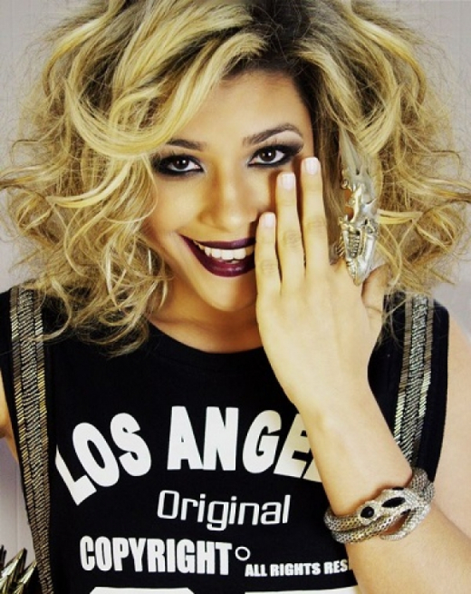 Aila Menezes faz show no Pelourinho nesta sexta-feira (25)