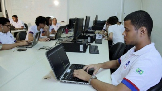 Núcleo atrai estudantes com o desenvolvimento de tecnologia 