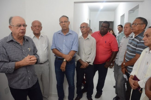 José Ronaldo inaugura nova sede da Previdência Municipal