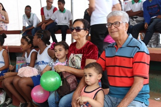 Feira do Livro: opção de lazer para crianças