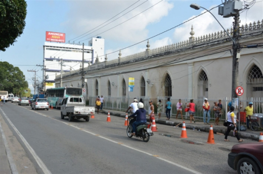 SMT libera trânsito na avenida Getúlio Vargas, na região da Praça da Bandeira